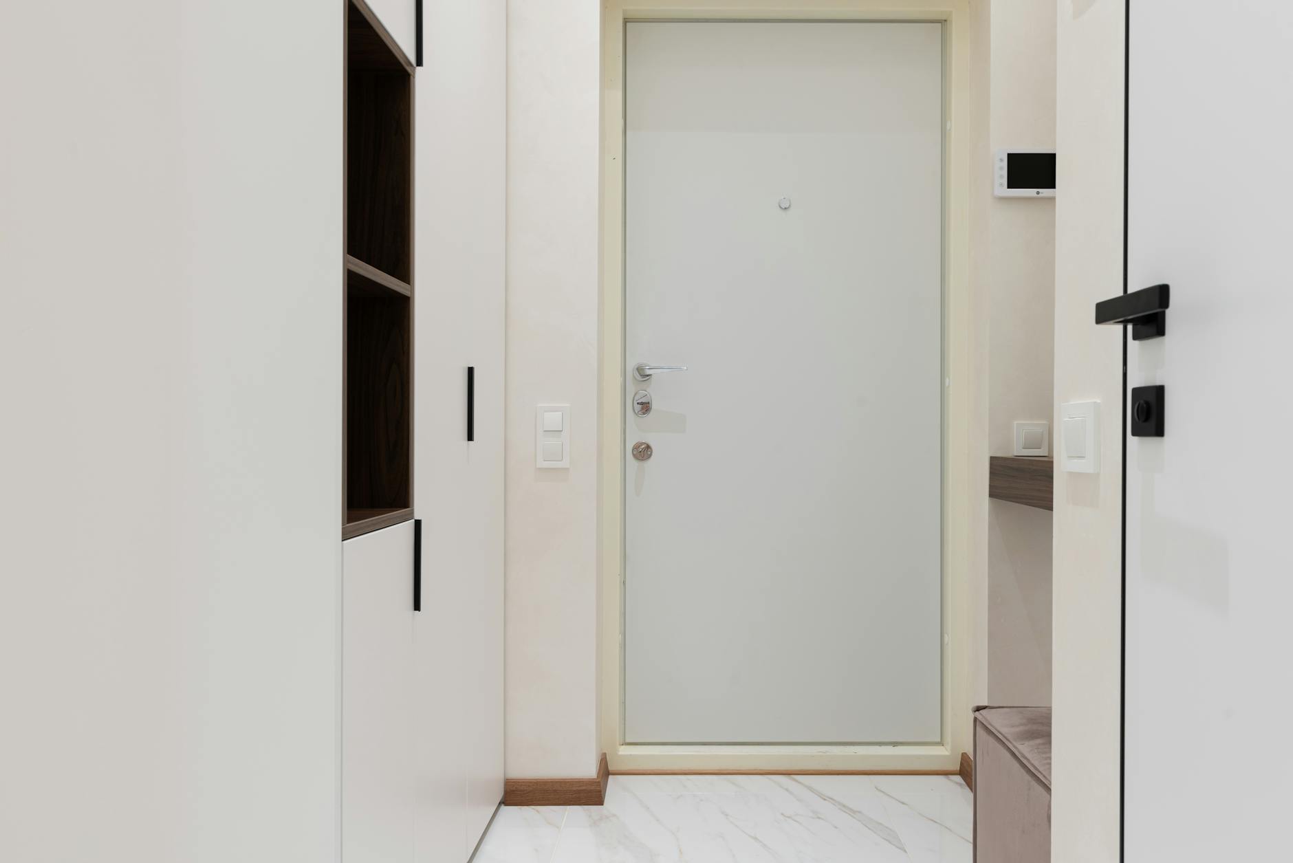 Panduan Lengkap Memilih TaffHOME Lis Penutup Celah yang Tepat untuk Rumahmu